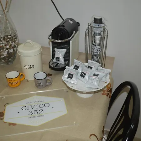 Civico 352